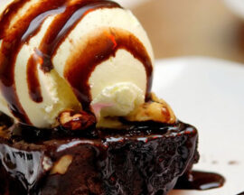 Brownie with ice Cream