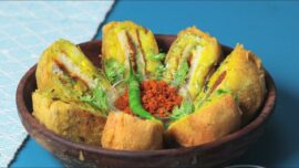Vada Pao Lnside Out